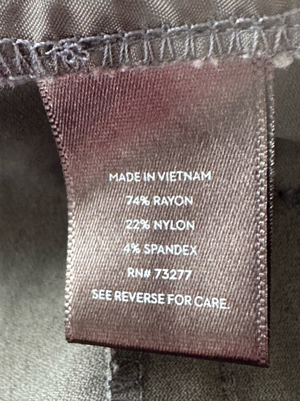 Simply Vera Wang XXL Pull On Capri Dress Pants in Dark Grey 23” Inseam 40” Waist - Picture 5 of 6